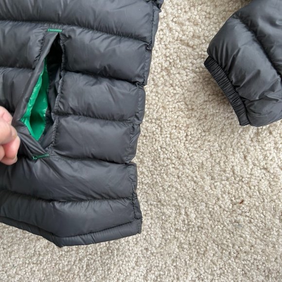 Boys 11-12 Mountain Warehouse Gray and Green Puffer Jacket - Picture 4 of 9